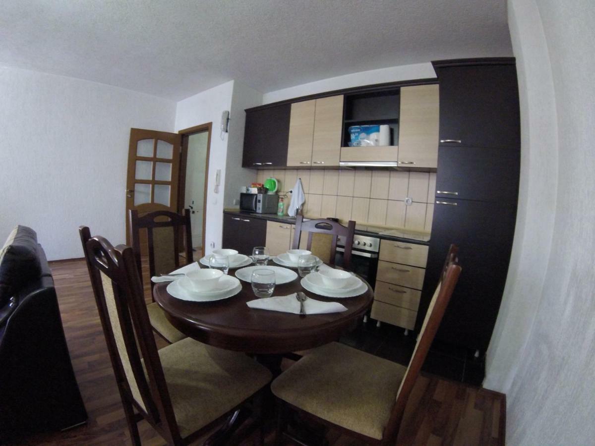 Center Apartment פרישטינה מראה חיצוני תמונה